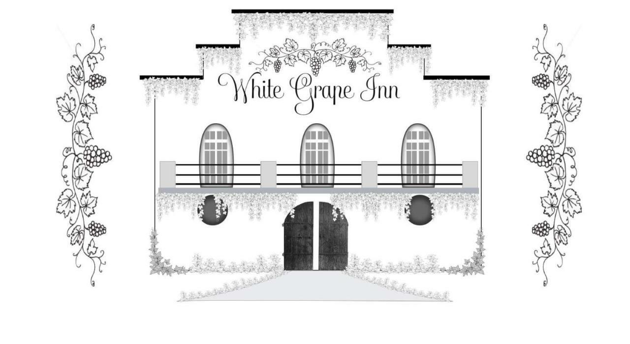 White Grape Inn Piegut-Pluviers Экстерьер фото